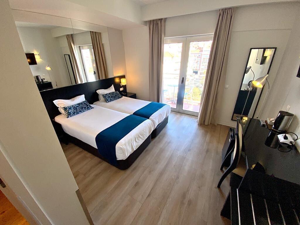 By Hotel Lisbon